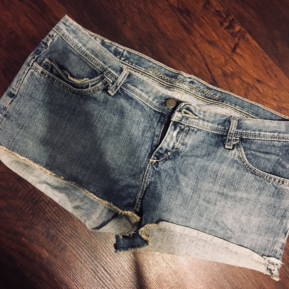 Abercrombie and Fitch denim low rise shorts